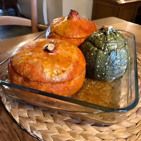 Tables D'hotes Lukugaraia فندق مبيت وإفطار