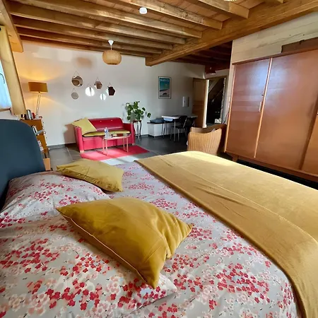 Tables D'hotes Lukugaraia Bed & Breakfast 3*