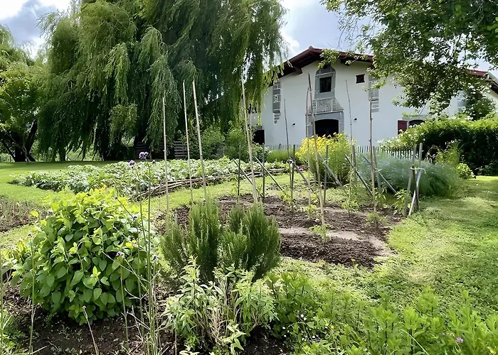 B&B Tables D'hotes Lukugaraia 3*