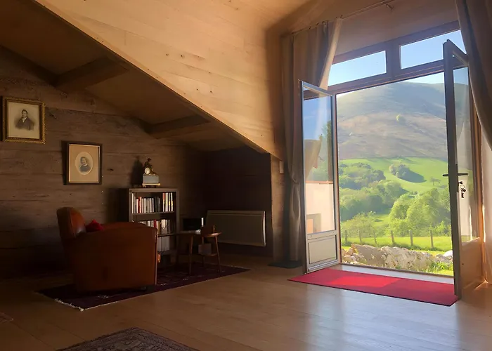 Tables D'hotes Lukugaraia Iholdy