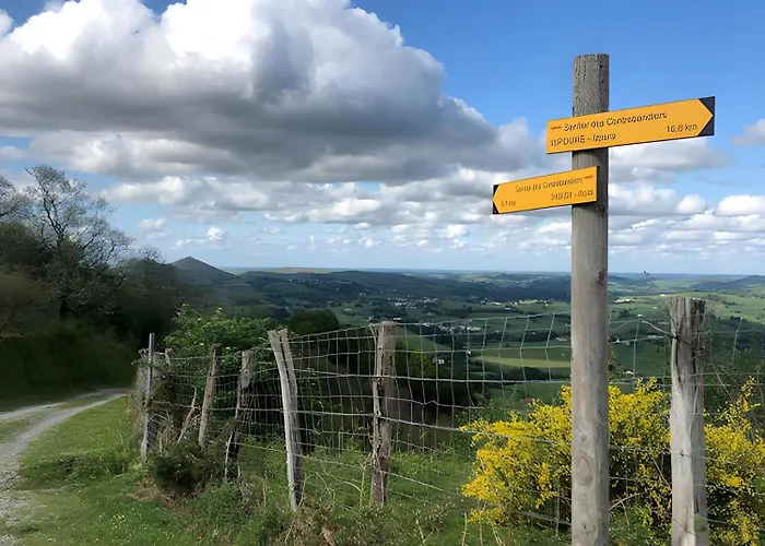 Tables D'hotes Lukugaraia B&B